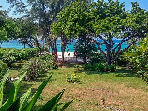 Tiwi Vacation Rentals & Homes .